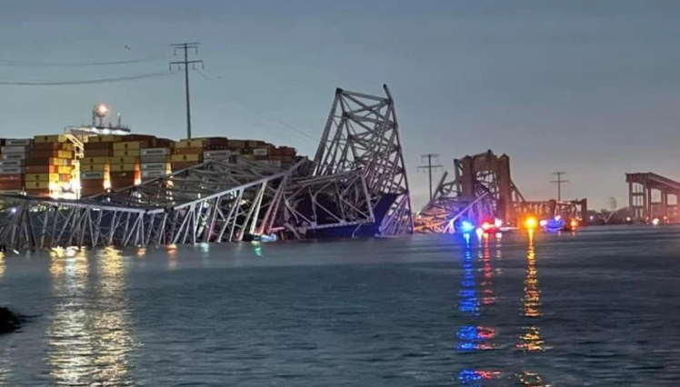 Bridge collapses in US city of Baltimore after ship collision