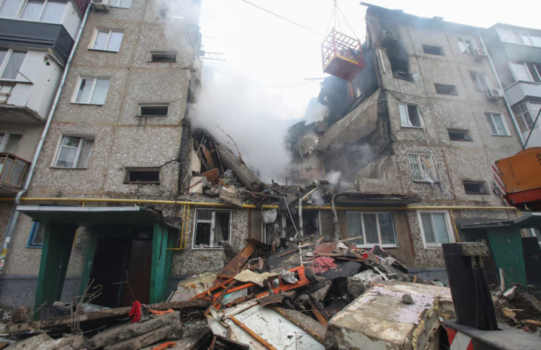 Ukrainian authorities launch mass evacuation in northern region