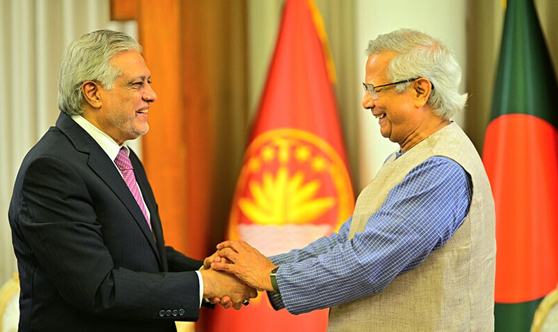 After 13 years, Pak Foreign Minister in Dhaka as Yunus presses for Saarc revival