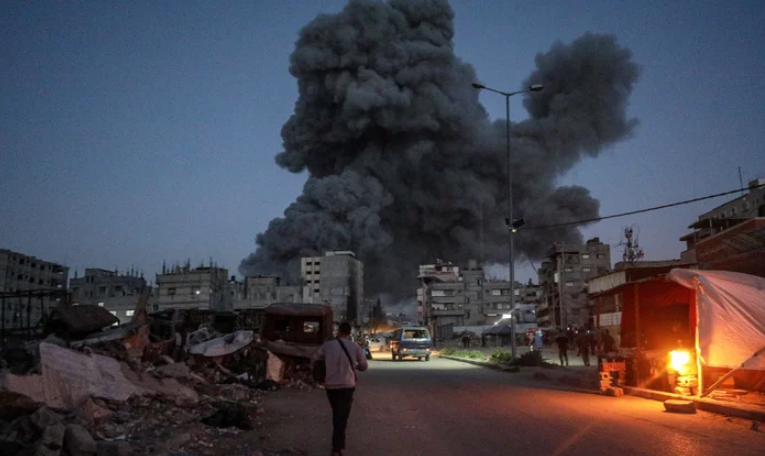 LIVE: Israel kills 18 overnight as intense strikes flatten Gaza City