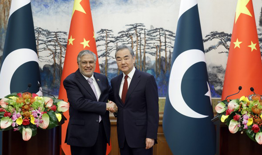 Pakistan, China agree to work closely on CPEC 2.0 as PM Sharif meets Chinese Premier