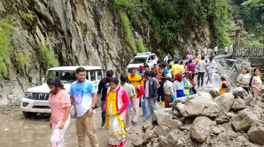 Sikkim landslide: Four dead, three missing in Yangthang; rescue operations under way