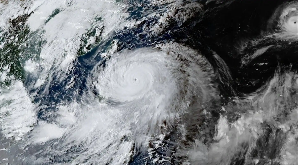 Strongest storm of the year roars towards Hong Kong after displacing thousands in Philippines
