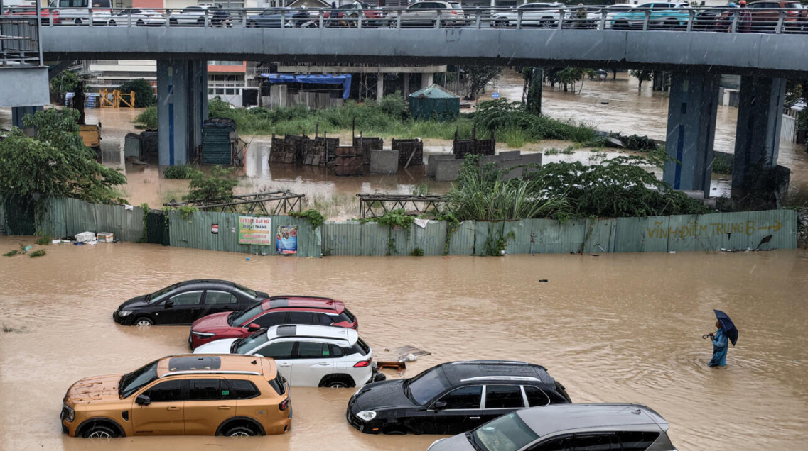 Severe flooding devastates Vietnam: At least 90 killed, 12 missing