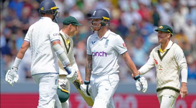 Australia v England: Ashes second Test, day two – Live